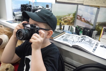 Выставка-беседа "Оптика вокруг нас"