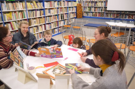 В рамках акции «Трудоквест» прошёл полезный мастер-класс «Поможем книжке».
