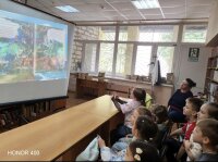В стенах Павшинской городской библиотеки №2 для воспитанников детского сада организовано увлекательное путешествие в мир русской словесности, приуроченное к Пушкинскому дню и Дню русского языка.